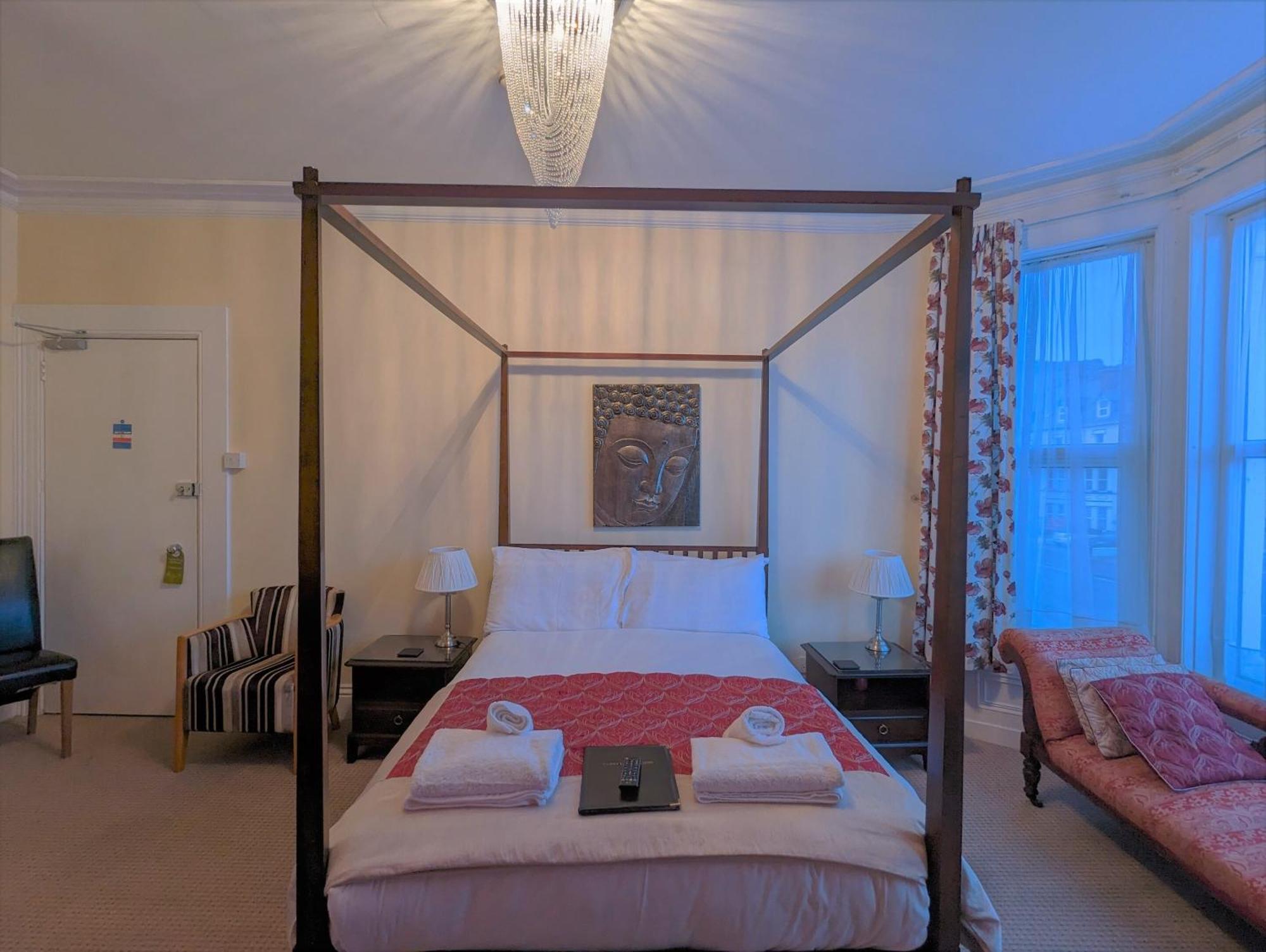 The Senarth Bed and Breakfast Λαντούντνο Εξωτερικό φωτογραφία