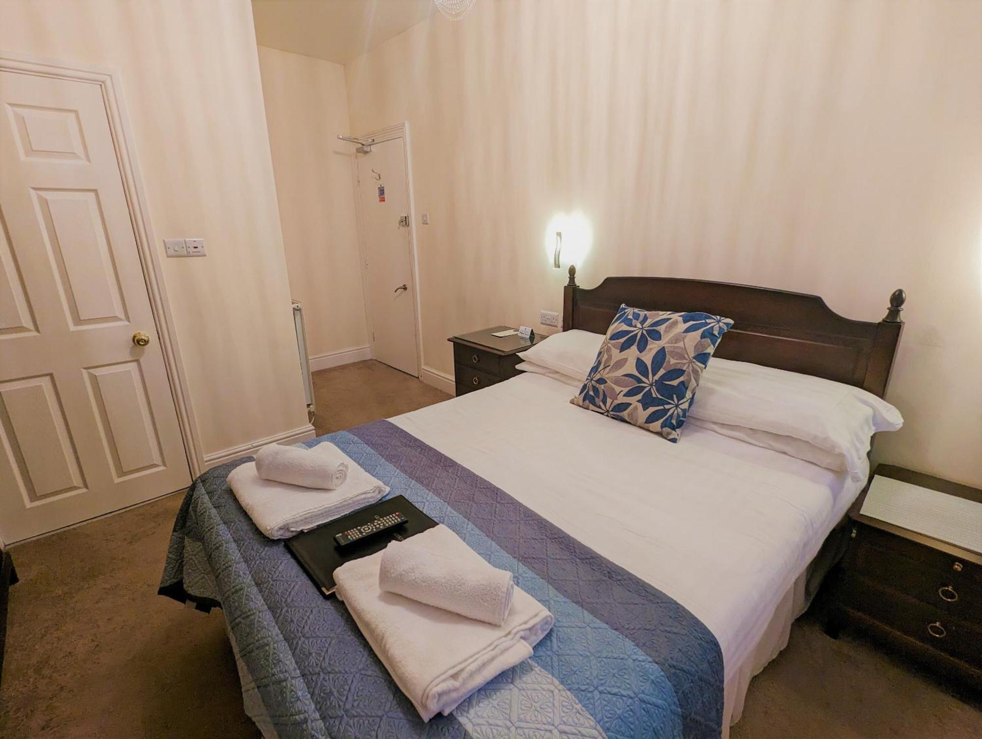 The Senarth Bed and Breakfast Λαντούντνο Εξωτερικό φωτογραφία