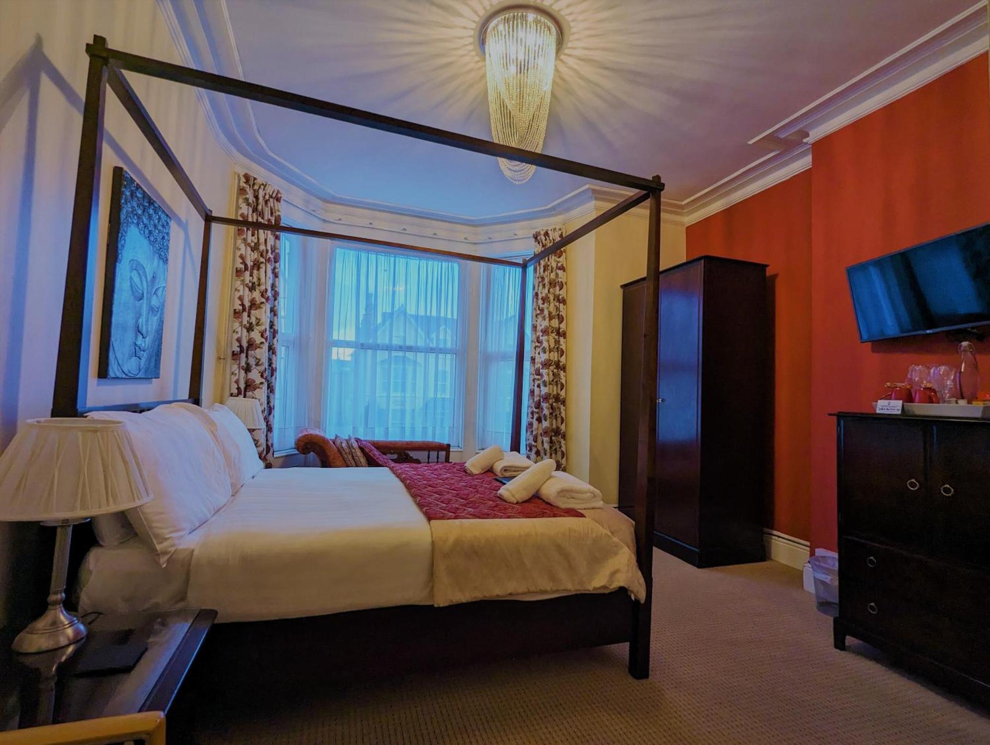 The Senarth Bed and Breakfast Λαντούντνο Εξωτερικό φωτογραφία