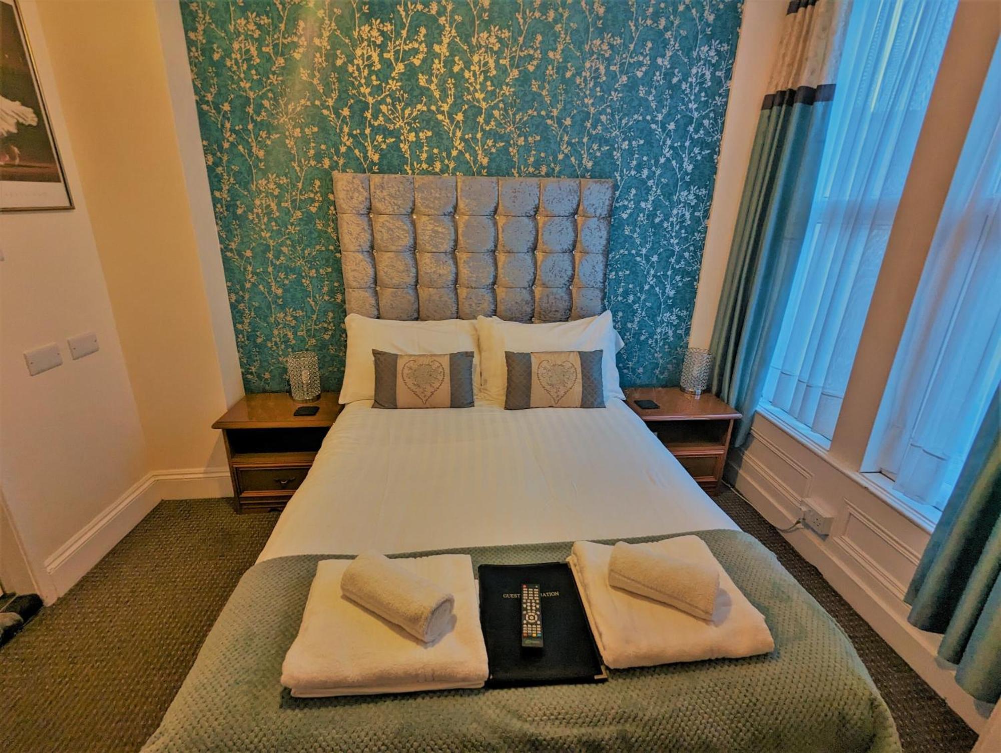 The Senarth Bed and Breakfast Λαντούντνο Εξωτερικό φωτογραφία